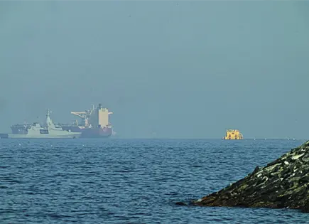 Trump anuncia proyecto para liberar barcos varados en estrecho Ormuz
