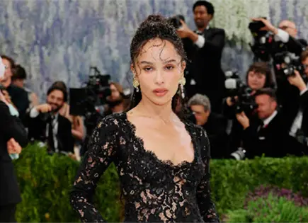 Zoe Kravitz asiste a Met Gala 2026 sin Harry Styles