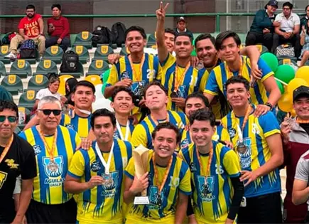 &Aacute;guilas UASLP hacen historia