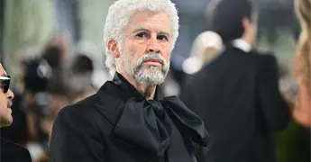 Bad Bunny sorprende con look envejecido en Met Gala 2026