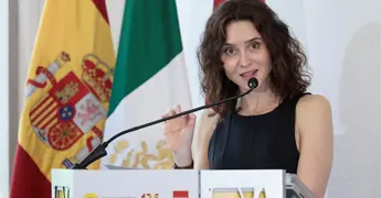 Morenistas se lanzan contra D&iacute;az Ayuso por escribir M&eacute;jico