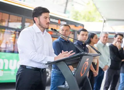 Nuevo Le&oacute;n renueva transporte p&uacute;blico