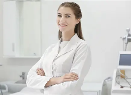 &iquest;Qu&eacute; buscan los dermat&oacute;logos en un producto de skincare (y c&oacute;mo reconocerlo)?