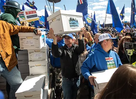 Separatistas de Alberta dicen tener firmas suficientes para activar referendo de salida de Canad&aacute;
