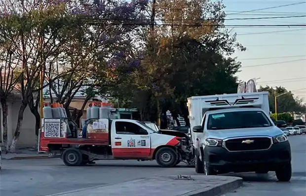 Accidentes viales dejan s&oacute;lo da&ntilde;os materiales