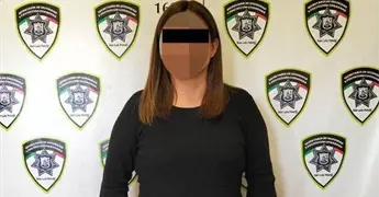 Detienen a mujer por presunto robo en Soriana de Himno Nacional