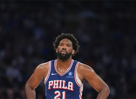 Joel Embiid se pierde segundo partido por lesi&oacute;n en semifinales