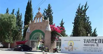 Panteones de SGS recibir&aacute;n hasta 4 mil visitantes