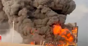 Incendio de tr&aacute;iler afecta circulaci&oacute;n en la M&eacute;xico-Quer&eacute;taro