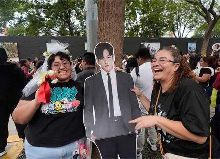 BTS y el p&uacute;blico mexicano se reencuentran tras casi una d&eacute;cada
