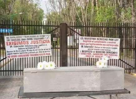 Cierran accesos al Tangamanga I por protesta de jubilados