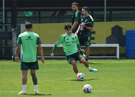 Gilberto Mora supera lesi&oacute;n y se acerca a debut en M&eacute;xico