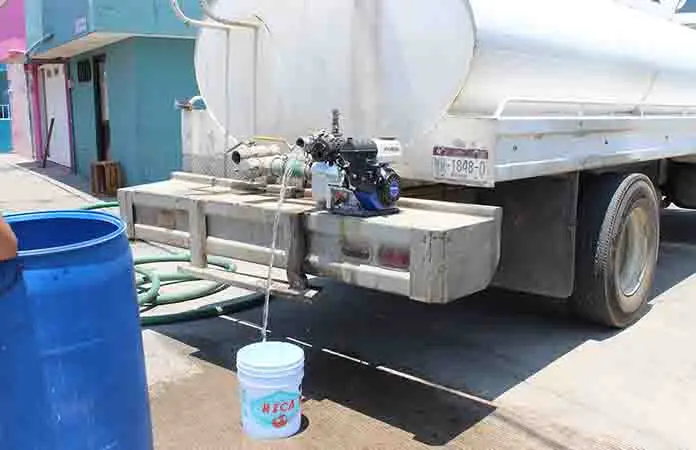 Iniciaron acciones emergentes para el abasto de agua en SGS