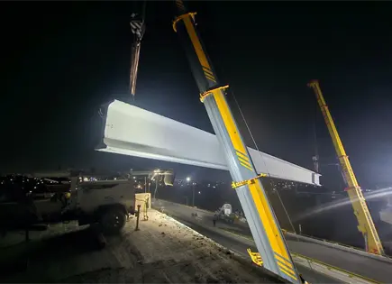 Continuar&aacute;n cierres por montaje de trabes en megapuente