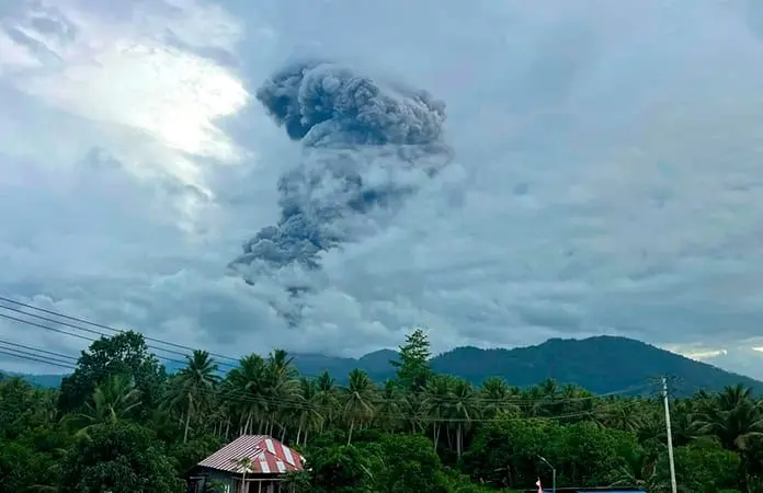 Erupci&oacute;n mata a 3 senderistas