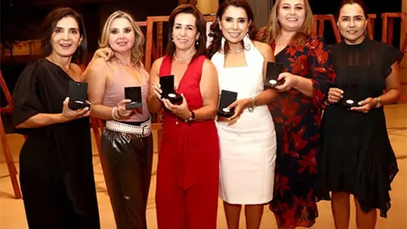&iexcl;GALARDONADOS!