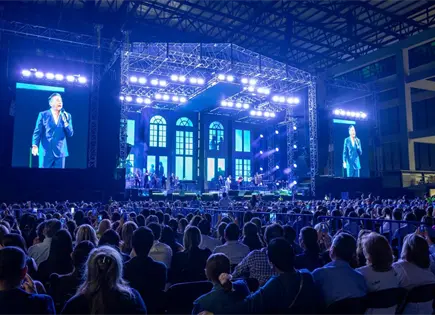 Montaner llena de nostalgia la Arena Potos&iacute;