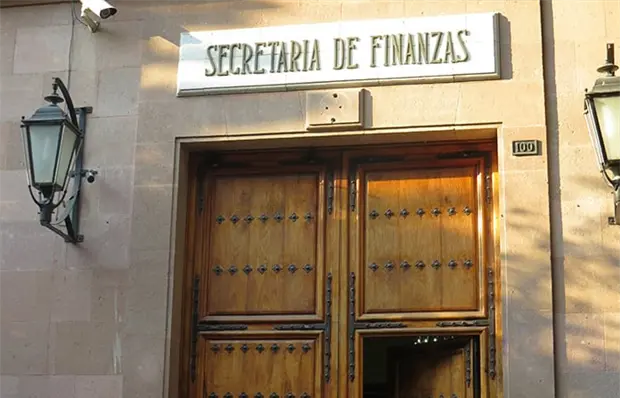 Sefin manejar&aacute; excedentes de Villa de Pozos