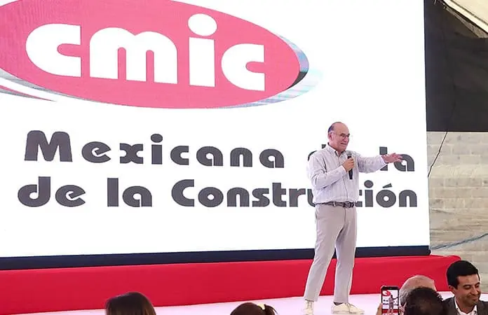 Enrique Galindo garantiza obra pública a potosinos