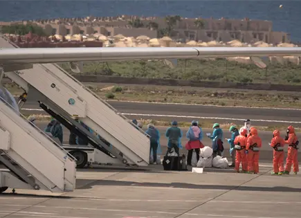Pasajeros evacuados del crucero con hantavirus inician retorno desde Tenerife