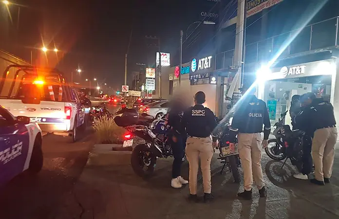 Va la Municipal contra motociclistas ruidosos en rodada nocturna