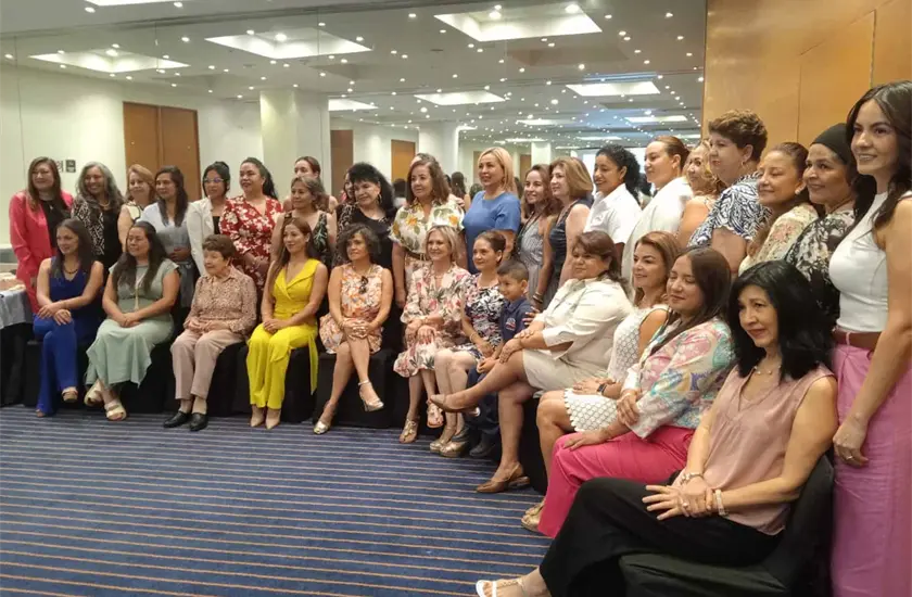 AMPI SLP impulsa networking entre mujeres del sector inmobiliario