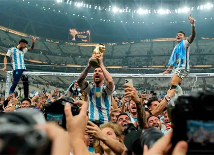 Argentina incluye a Messi y Prestianni en lista preliminar para Mundial 2026 Argentina incluye a Messi y Prestianni en lista preliminar para Mundial 2026