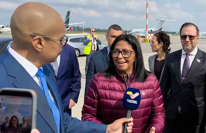 Delcy Rodríguez va a Países Bajos