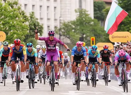 Paul Magnier gana otro sprint de infarto