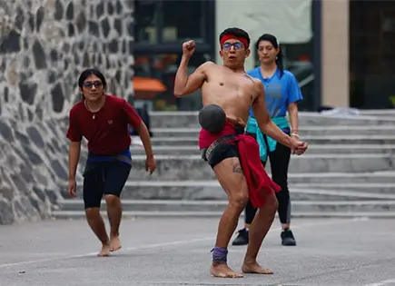 Ulama, ancestral juego de pelota