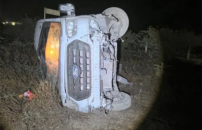 Chocan auto y camioneta