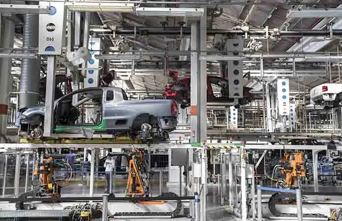 Crece industria automotriz