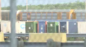 Golpe de calor mat&oacute; a 6 en un tren
