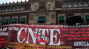 Alista CNTE paro de labores y movilizaciones