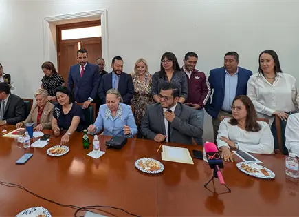 Concentrar&aacute;n propuestas en dictamen &uacute;nico de reforma electoral