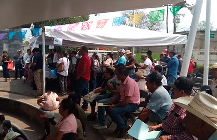 Entregan certificados parcelarios a campesinos