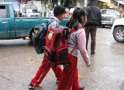 "Megapuente" escolar por festejos a los maestros