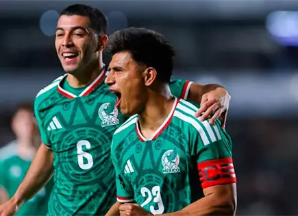 &iquest;Cu&aacute;ntos jugadores cortar&aacute; Aguirre para definir su lista final?