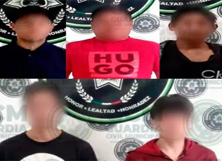 Aseguran a cinco en Soledad con bolsas de marihuana 