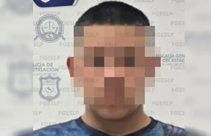 Dan prisión preventiva a narcomenudista y a ladrón con moto robada
