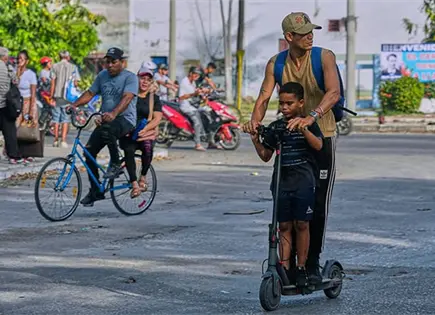 "Genocida bloqueo de EU asfixia Cuba"