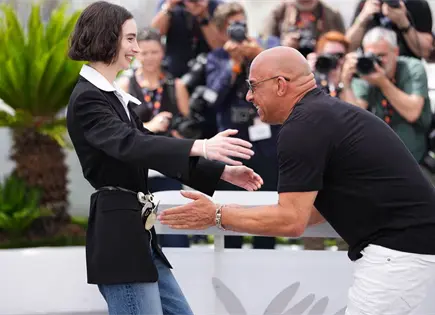 Hija de Paul Walker conmueve a Vin Diesel durante homenaje en Cannes