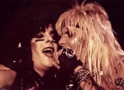 Gallardo anuncia a M&ouml;tley Cr&uuml;e para Fenapo 2026