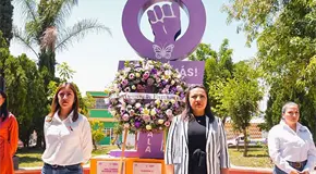 Homenaje a v&iacute;ctimas de feminicidio