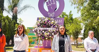 Homenaje a v&iacute;ctimas de feminicidio