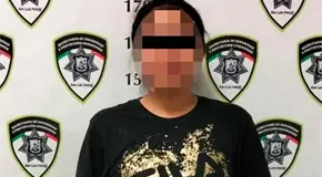 Mujer golpea a su madre en la Col. Valle Dorado