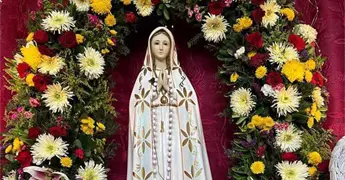 Realizan festividad de Virgen de F&aacute;tima
