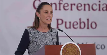 Sheinbaum descarta salida de Mario Delgado de la SEP