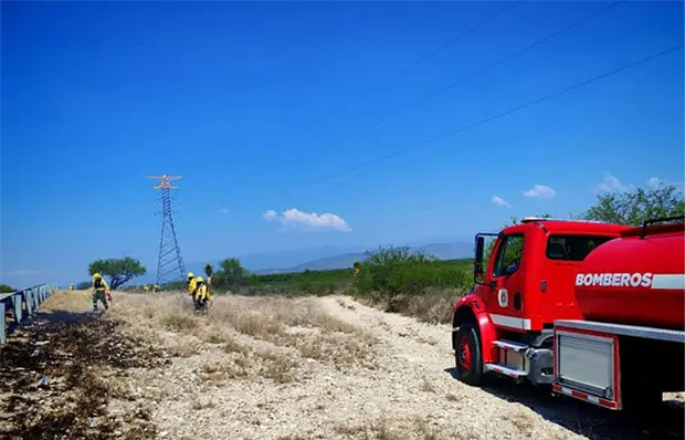 Colocan franjas para prevenir incendios