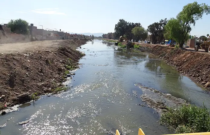 Entubamiento del canal de Los Silos, apenas con un 40% de avance